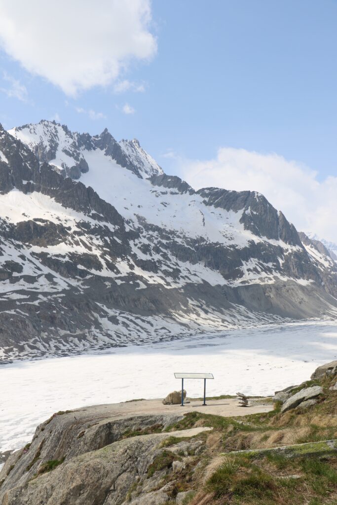 Die Plattform «Platta» mit Blick auf den Aletschgletscher. 
